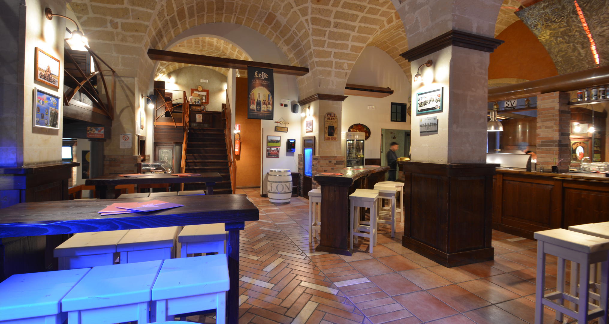 Zona Franca - Pub Birreria - Bed A& Breakfast - GalatinaZona Franca ...